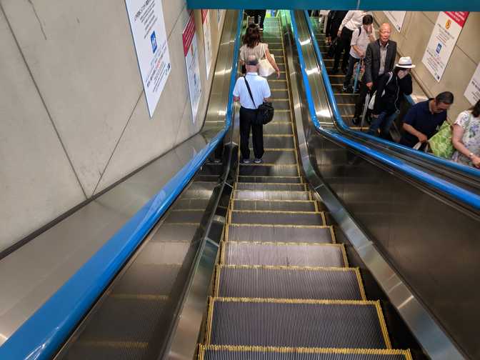 Asakusa JR Station: this escalator has multiple flat and sloped sections. I
wonder why that is.