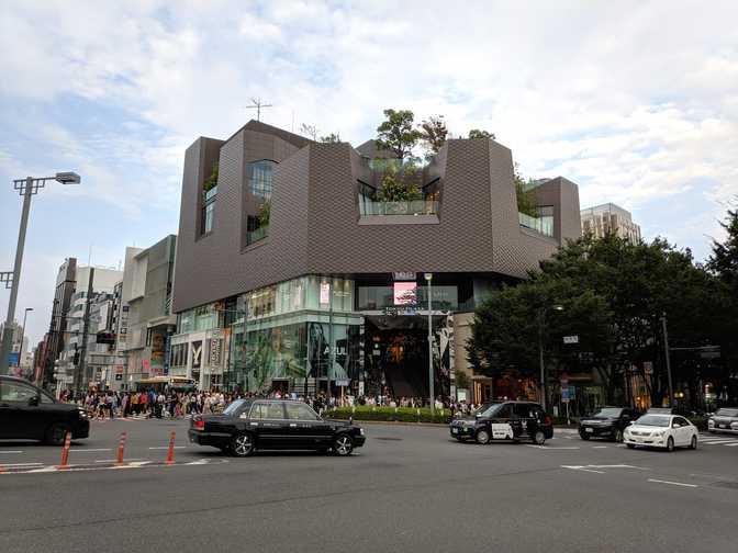 Tokyu Plaza, Omotesando: here again on the walk to the cafe.