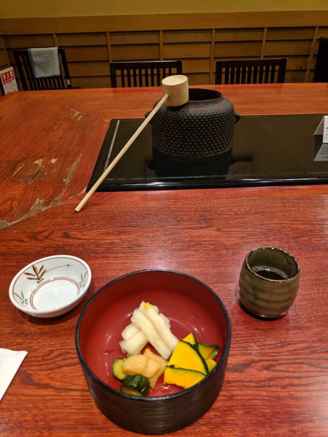 Some Kyoto inspired restaurant, Tokyo station: I ordered a tea chazuke set
and they gave pickles to start. This is the first time that I've had pickled
pumpkin but I wasn't really a fan since there was no pumpkin taste. The other
vegetables had light pickling so you could still make our their original
flavours and it was delicious.