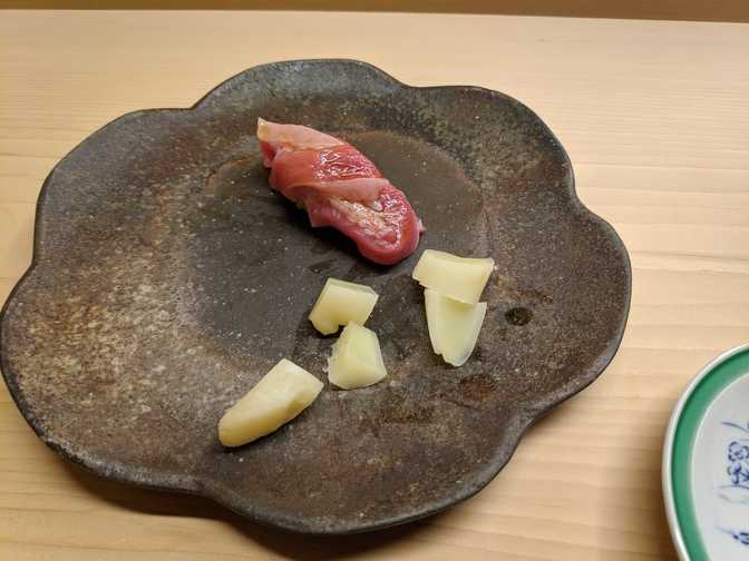 Ootoro (fatty tuna): nothing out of the ordinary but it's still ootoro so of
course I'm going to enjoy it