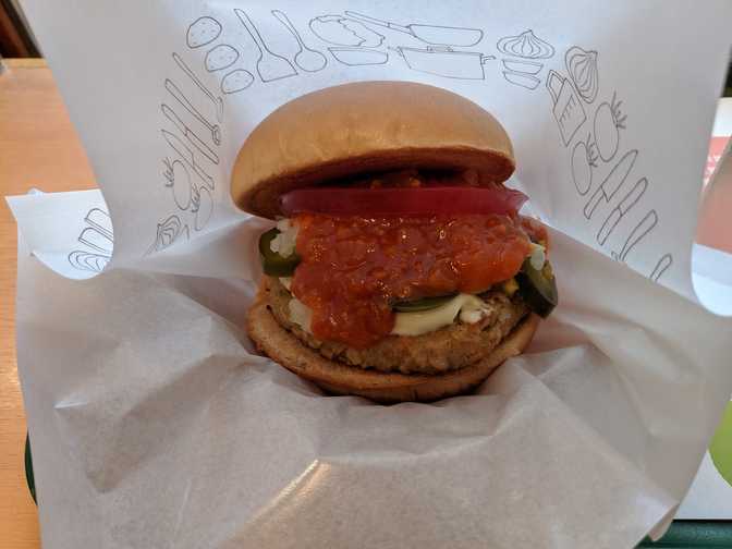 Mos Burger, Ootsuka: spicy burger with soy patty. The patty was not
noticeably good or bad, so I was satisfied.