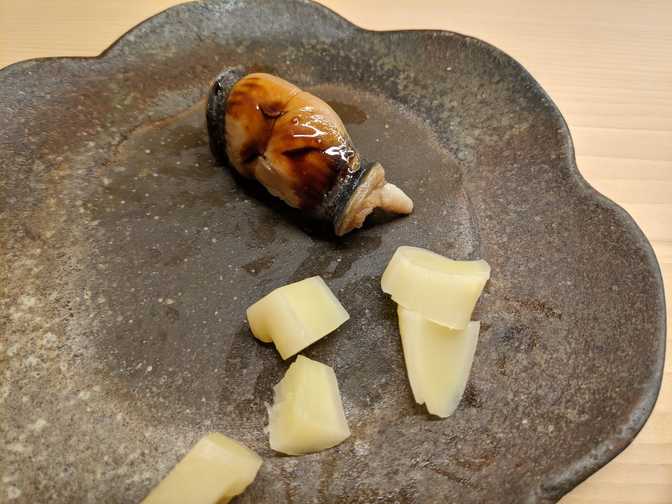 Eel (anago): sweet, really creamy, and the caramelisation on top added this
perfect mix of sweetness and slight bitterness.