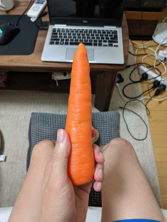 Also ate this carrot raw. Not particularly tasty so I'll probably cook it next
time.