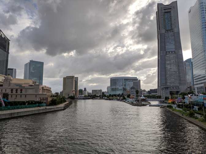 That's the Yokohama Landmark Tower. What a silly name.