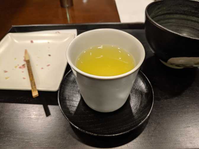 Then I was surprised when they served me this hot green tea afterwards.