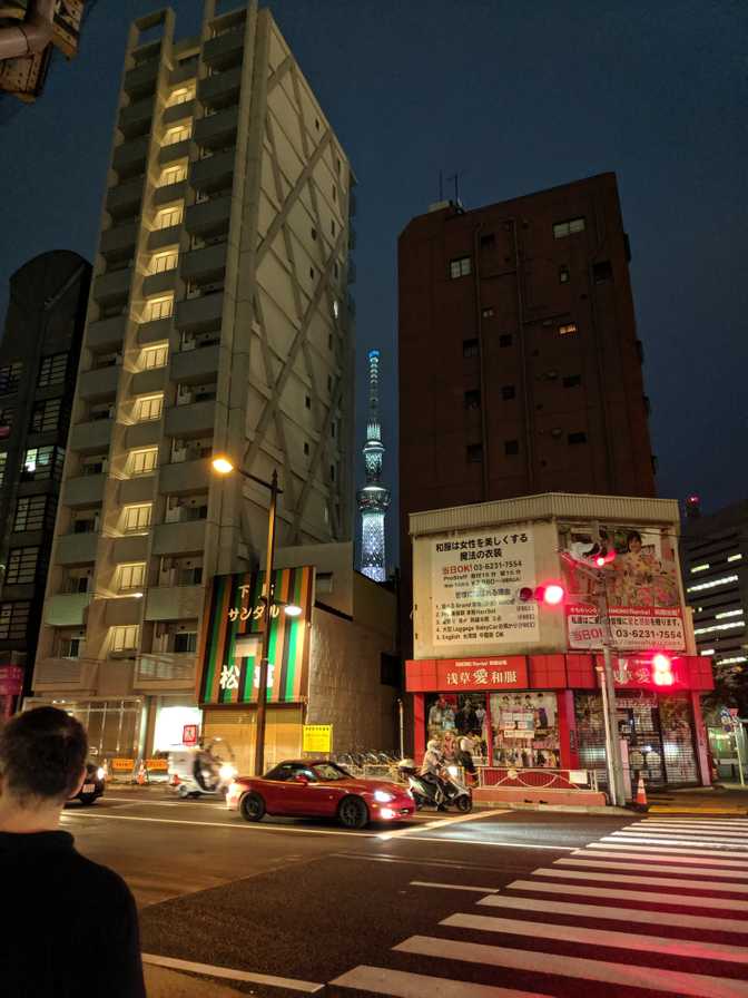 I can't find the sushi restaurant that I wanted to go to, but there's the
Skytree again. Let's walk back to Senso-ji, I've heard it's lit at night.