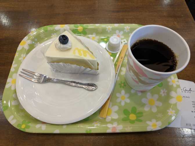 Fujiyama unbaked cheesecake. Great cake, unsurprisingly bad coffee.