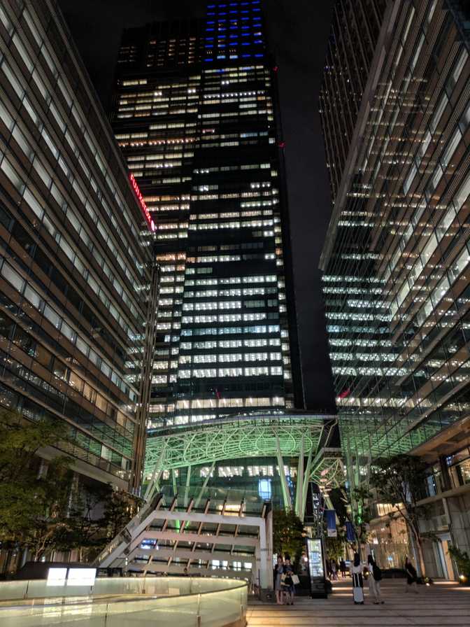 The front view of Tokyo Midtown. I think these are all office buildings.