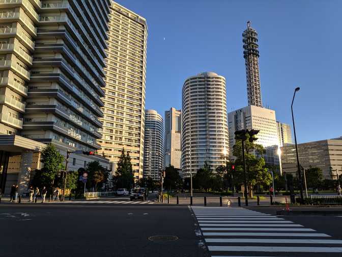 The entire area to the left of the frame (towards the bay) and most of this
picture exclusively had tall buildings.