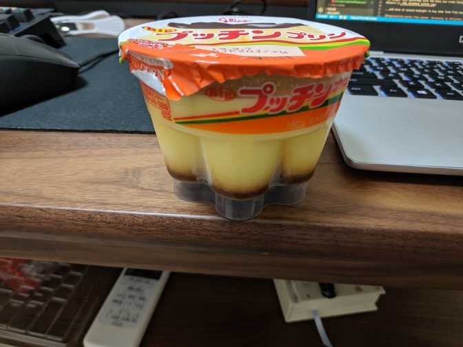 Home, Ootsuka: pudding bought from 7-Eleven on the way home. I put it in the
freezer when we got home to make it a bit cooler, but then forgot about it so it
partially froze. It still tasted good although I was impatient so I didn't let
it completely thaw. 